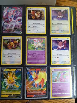 Eevee pokemon cards Lot of 9. Sylveon Vmax and Espeon - Image 1