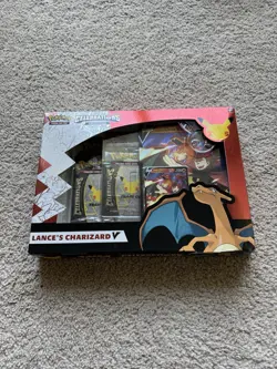Pokemon TCG Celebrations Collection Lance's Charizard V Box 820650101625 - Image 1
