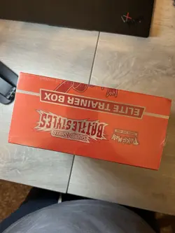 Pokemon Sword & Shield-Battle Styles Elite Trainer Box Single Strike Urshifu 🔥 - Image 3