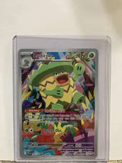 Ludicolo 95/94 Phantasmal Flames Illustration Rare Holo Pokemon TCG Card NM - Image 1