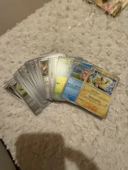 Pokemon • Prismatic Evolution • Holo/Rev bundle • 40 cards • NM - Image 1