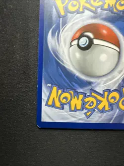 Mew 011/025 Celebrations Holo 2021 PokÃ©mon Card LP - Image 9