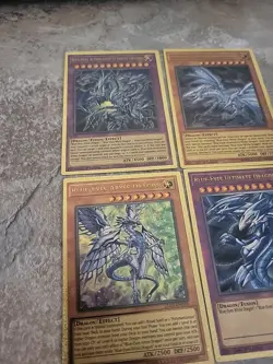 Blue Eyes Ultimate Alternative Yugioh Card GOLD Foil Collectible Lot - Image 3