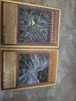 Blue Eyes Ultimate Alternative Yugioh Card GOLD Foil Collectible Lot - Image 4