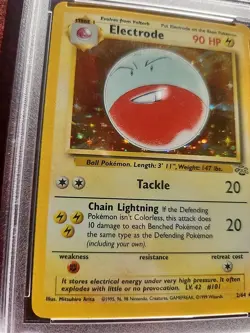 Electrode Jungle Holo Pokemon Card WOTC Near Mint PSA 7 - Image 2