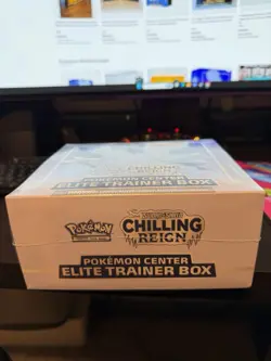 Pokemon Center Sword and Shield Chilling Reign Elite Trainer Box ETB Sealed New - Image 5