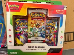 Pokemon TCG First Partner Illustration Collection Series 1 Box Charmander Rowlet - Image 3