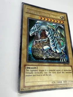 Yu-Gi-Oh! Blue-Eyes White Dragon Secret Rare Card PCK-001 HP - Image 4