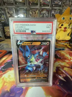 Pokemon TCG Lucario V Fusion Strike 146/264 Holo Ultra Rare - Image 1