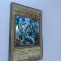 Yugioh - Blue Eyes White Dragon - LOB-001 Ultra Rare Holo - Image 4