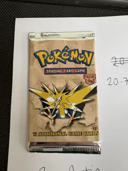 Pokemon TCG 1st Edition Fossil Booster Pack, BOX FRESH PACK MINT WOTC - Image 2
