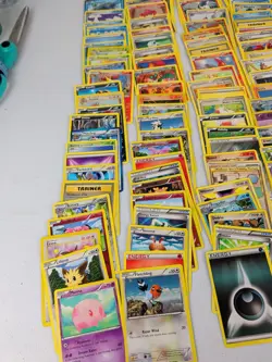 Lot of 250+ Common/Uncommon Cards Holo Pokemon TCG Card HP-MP-LP Various Years - Image 2