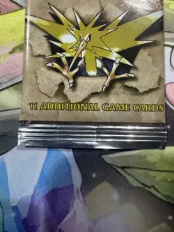 Rare Pokemon Unlimited Fossil Pack. Sealed Long Crimp Booster Pack. - Image 5