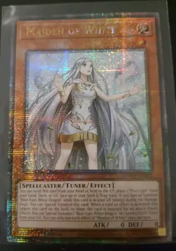 Maiden of White - SDWD-EN041 - 1st Ed Quarter Century Secret Rare NM YUGIOH - Image 1