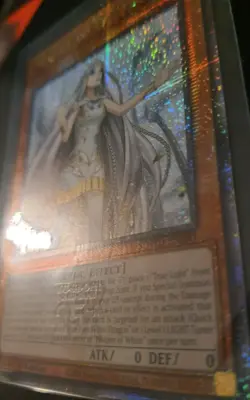 Maiden of White - SDWD-EN041 - 1st Ed Quarter Century Secret Rare NM YUGIOH - Image 2