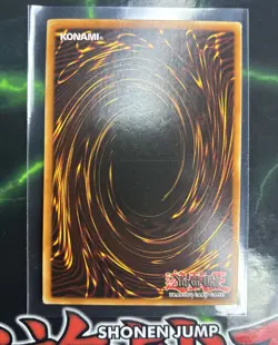 Dark Magician LOB-005 The Legend of Blue Eyes White Dragon Damaged - Image 2