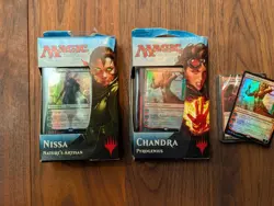 Magic MTG Kaladesh Nissa & Chandra Planeswalker Deck Bundle w/ Packs - Image 1