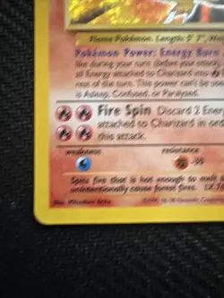Charizard 4/102 - Celebrations: Classic Collection - Pokemon - Image 5