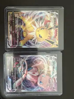 Pokemon TCG Foil V/VMAX Card Lot 11 Chinese Eevee Evolutions Strike Types - Image 3