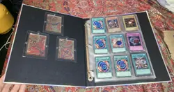 Vintage Lot Of Yu-gi-oh Trading cards Around 200 Holographic first issues 90s - Image 3