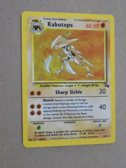Pokemon Fossil Kabutops Card 9/62 Holo LP - Image 1