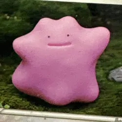 Pokemon TCG Ditto 35/113 Delta Species Uncommon Regular Basic 60HP 2005 English - Image 1