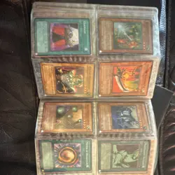 Konami Yu-Gi-Oh! TCG Binder Lot Blue-Eyes White Dragon, Dark Magician - Image 3