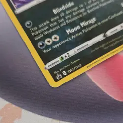 Pokemon TCG - Umbreon SWSH129 - Black Star Promo - Holo Card - Image 4