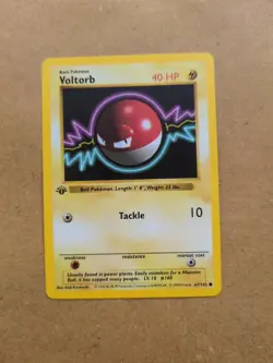 Voltorb 1st Edition Shadowless 67/102 Pokemon Card - Image 1