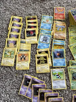 Pokemon Card Lot 500+ Cards WOTC Vintage + Modern Holos/Reverse/V/Vmax (2 Cases) 636996769739 - Image 5