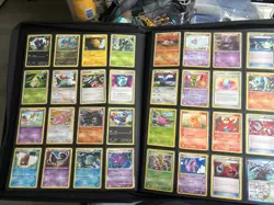 Vintage/Mid Era Pokemon Cards Holo & Bulk Binder Lot 900+ - Image 3