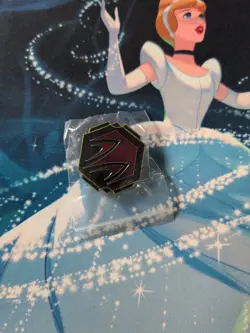 Disney Lorcana Ruby Ink Symbol League Kit Metal Pin - Image 1