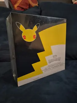 🔥🔥 Pokemon TCG: Celebrations Pokemon Center Elite Trainer Box Small Slit 🔥🔥 820650809866 - Image 1