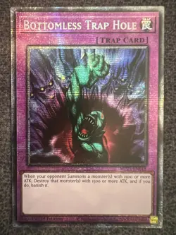 Yugioh Bottomless Trap Hole MP25-EN018 Starlight Rare 1st Edition NM - Image 1