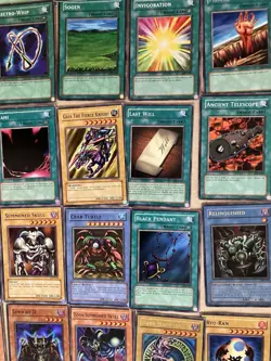 COLLECTION OF 53 DIFFERENT KONAMI YU-GI-UH! CARDS ALL IN GOOD CONDITION - Image 3