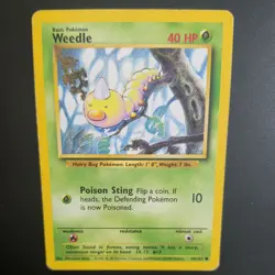 WEEDLE 69/102 POKEMON CARD (BASE SET) - Image 1