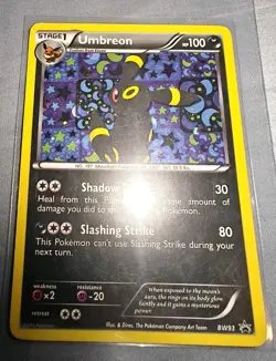 Pokemon TCG Umbreon BW93 Black & White Holo LP Trading Card - Image 2