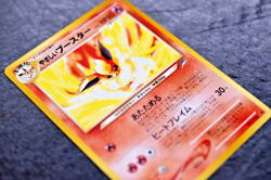 Pokemon TCG - Light Flareon No. 136 - Japanese Darkness, and to Light - Uncommon - Image 2