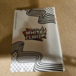 Pokemon TCG Card WHITE FLARE Binder - BINDER ONLY - Empty Holds 360 Cards - NEW - Image 2