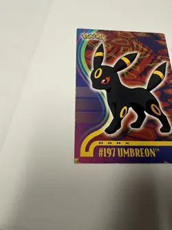 UMBREON #197 TOPPS 2001 POKEMON TRADING CARD DAMAGED - Image 3