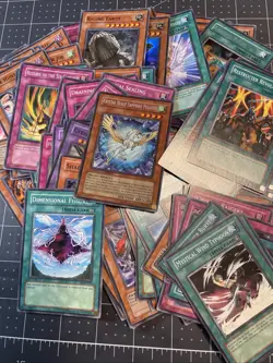 Yu-Gi-Oh! TIN Crystal Beast Sapphire Pegasus, 106 CARDS, Collectible Tin - Image 4