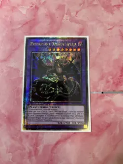 Yugioh: Predaplant Dragostapelia - Quarter Century Secret Rare - RA01-EN027 - NM - Image 1