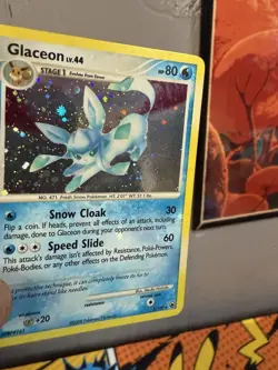 Swirled Pokemon TCG Glaceon LV.44 Holo Rare Card Majestic Dawn 5/100 Holo Bleed - Image 2