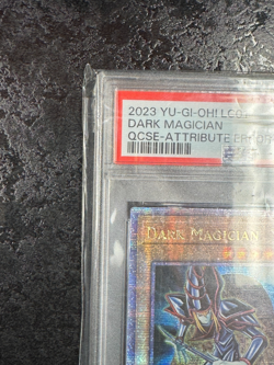 2023 YUGIOH! LC01 DARK MAGICIAN QCSE-ATTRIBUTE ERROR-IT A#EN005 💎 PSA 10 - Image 3