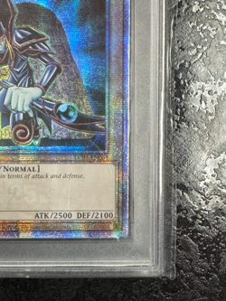 2023 YUGIOH! LC01 DARK MAGICIAN QCSE-ATTRIBUTE ERROR-IT A#EN005 💎 PSA 10 - Image 5