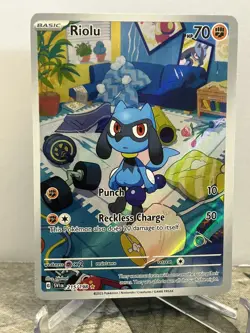 Riolu 215/198 SV01: Scarlet & Violet Base Set Illustration Rare Holo Pokemon - Image 1