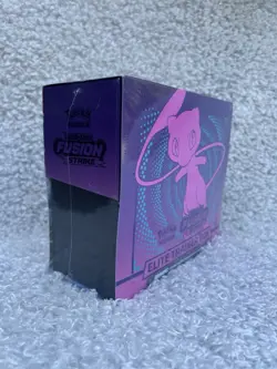 Pokemon TCG Fusion Strike ETB Elite Trainer Box New Sealed - Image 2