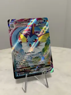 Vaporeon VMAX 030/203 Evolving Skies Holo Rare VMAX Full Art Pokemon Card NM - Image 3