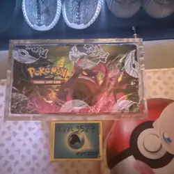 Pokemon TCG SWSH Fusion Strike Booster Box SEALED w/Acrylic - Image 5