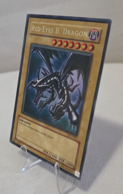 Yugioh Red-Eyes Black Dragon SDJ-001 Unlimited Ultra Rare - Image 3